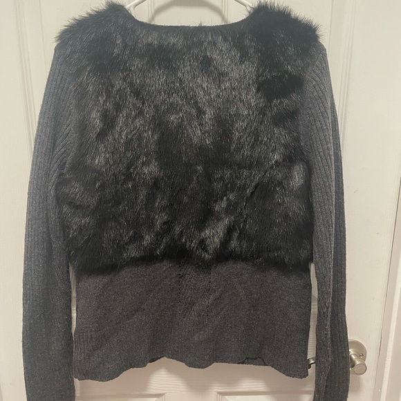 Simply Vera Vera Wang Charcoal Faux Fur Sweater - Picture 3 of 7
